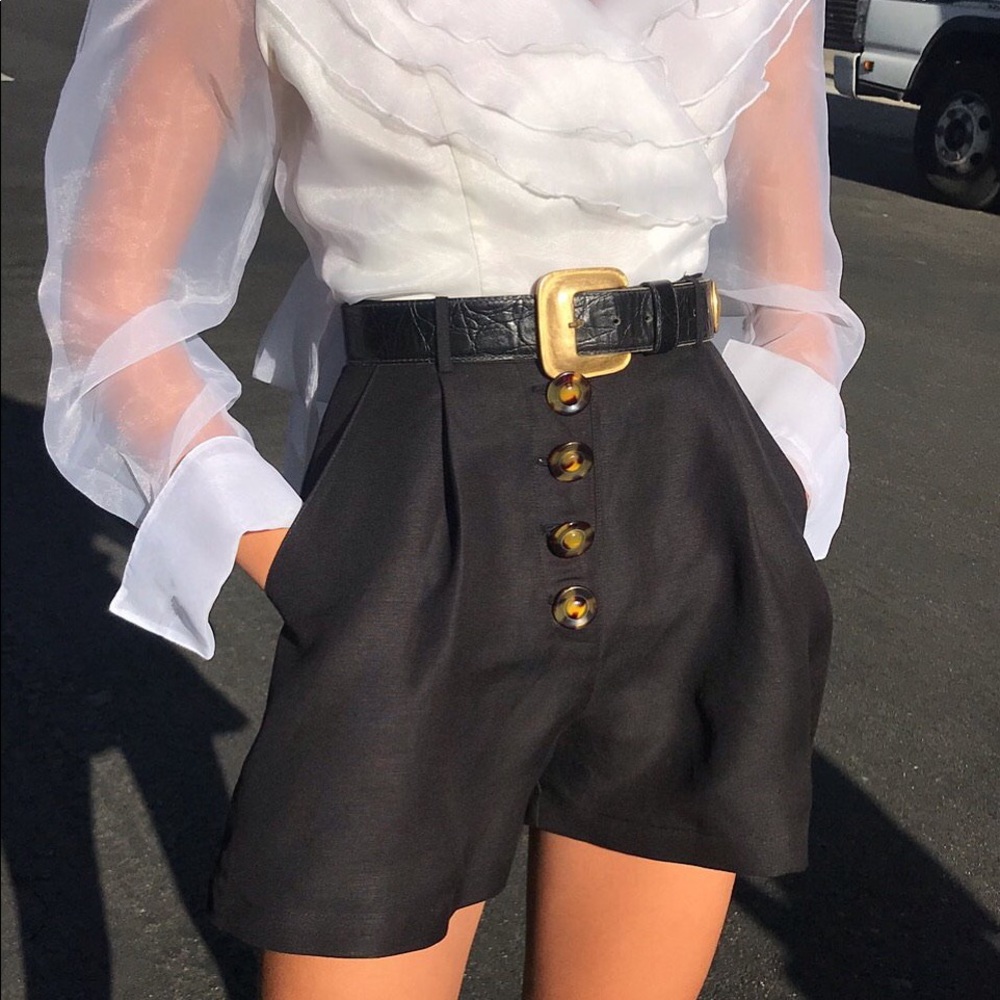 Courtyard LA Button Up Linen Shorts